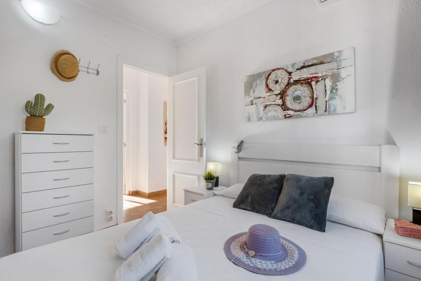 Anais - Plusholidays Villa Calp